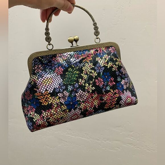 Handmade Genuine Embossed Leather Floral Print Top Handle bag & Small Purse Set - Picture 5 of 16